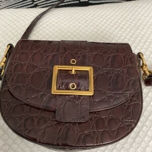 Brahmin Elegant Brown Croc-Embossed Shoulder Bag